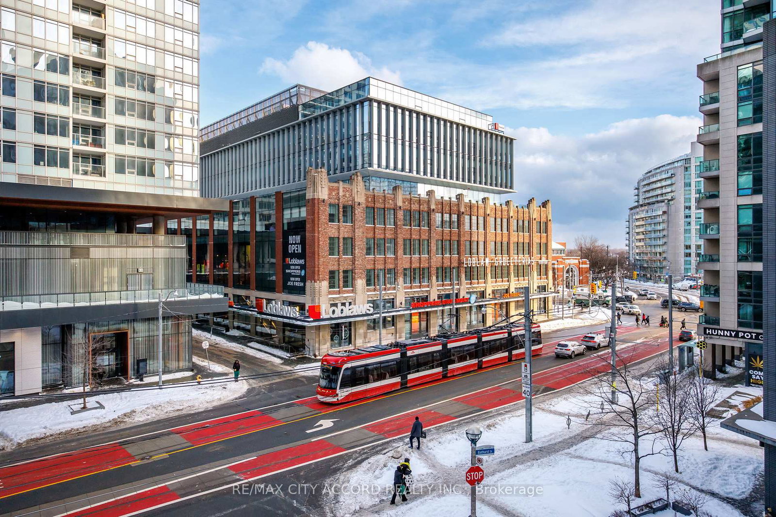 20-bruyeres-mews-toronto-ontario-c13116298