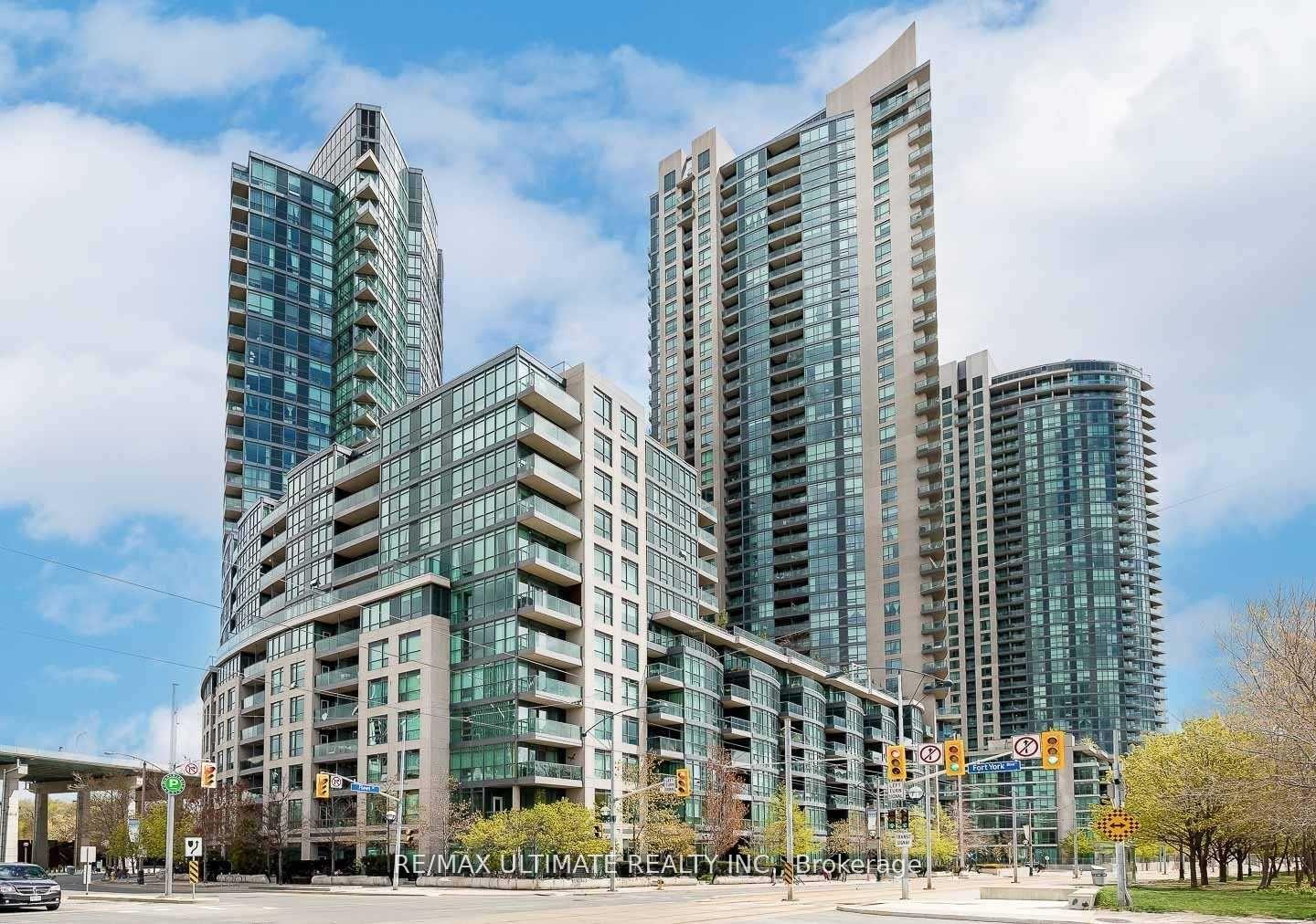 231-fort-york-boulevard-toronto-ontario-c13116316