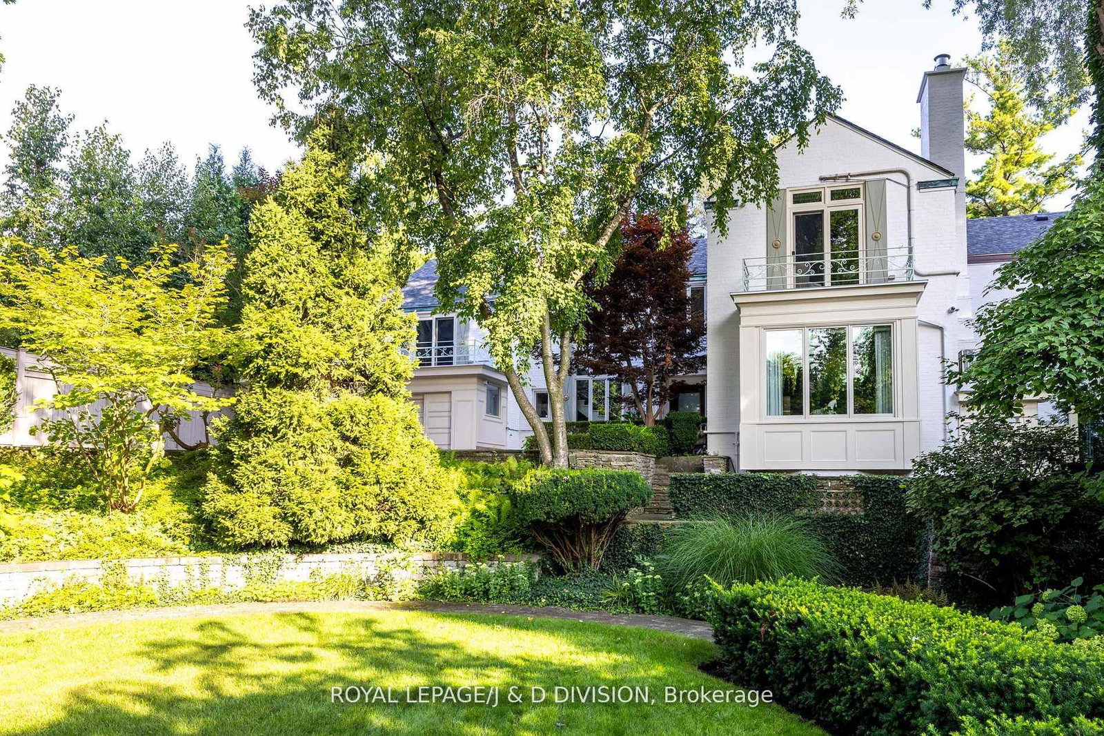 12-forest-glen-crescent-north-york-ontario-c13116350
