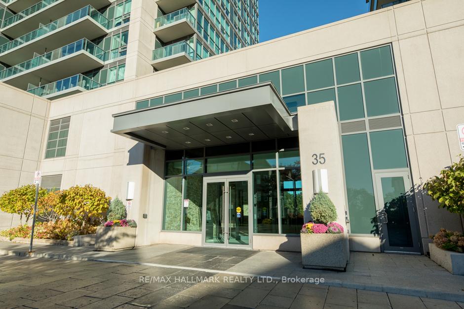 35-brian-peck-crescent-east-york-ontario-c13116462