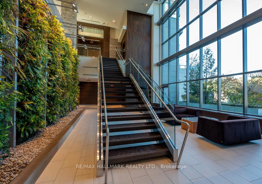 35-brian-peck-crescent-east-york-ontario-c13116462