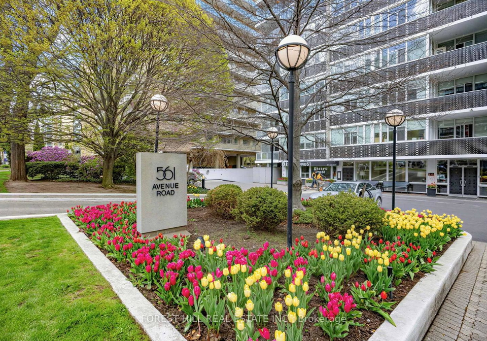 561-avenue-road-toronto-ontario-c13116482