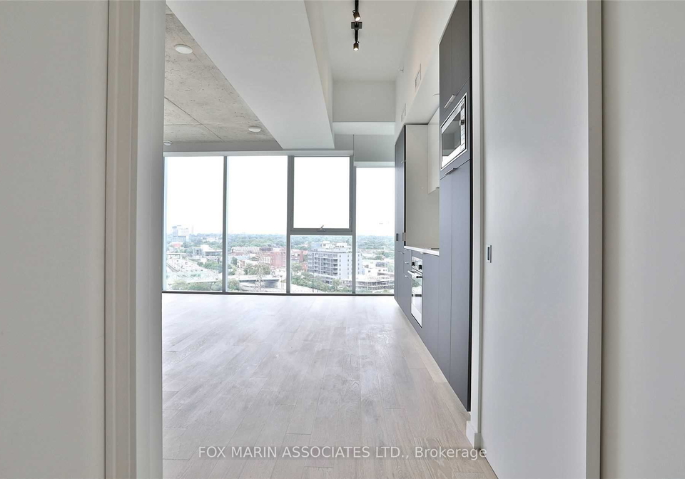 170-bayview-avenue-toronto-ontario-c13116626