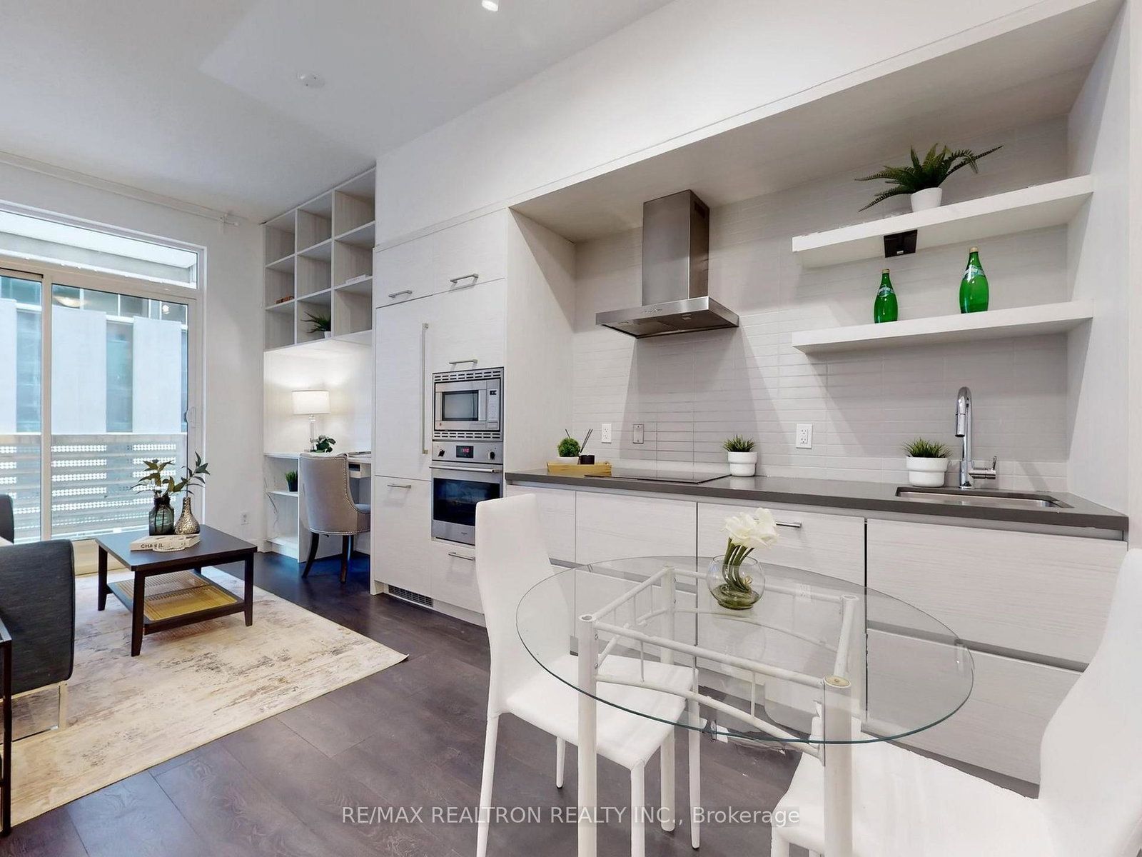 2221-yonge-street-toronto-ontario-c13116772