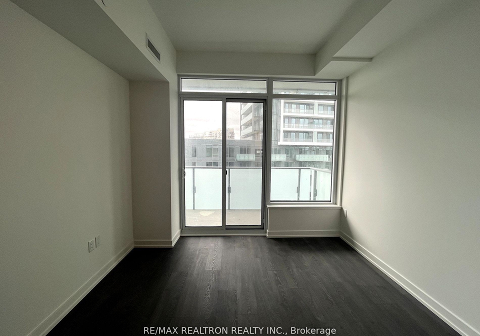 7-golden-lion-heights-north-york-ontario-c13116796