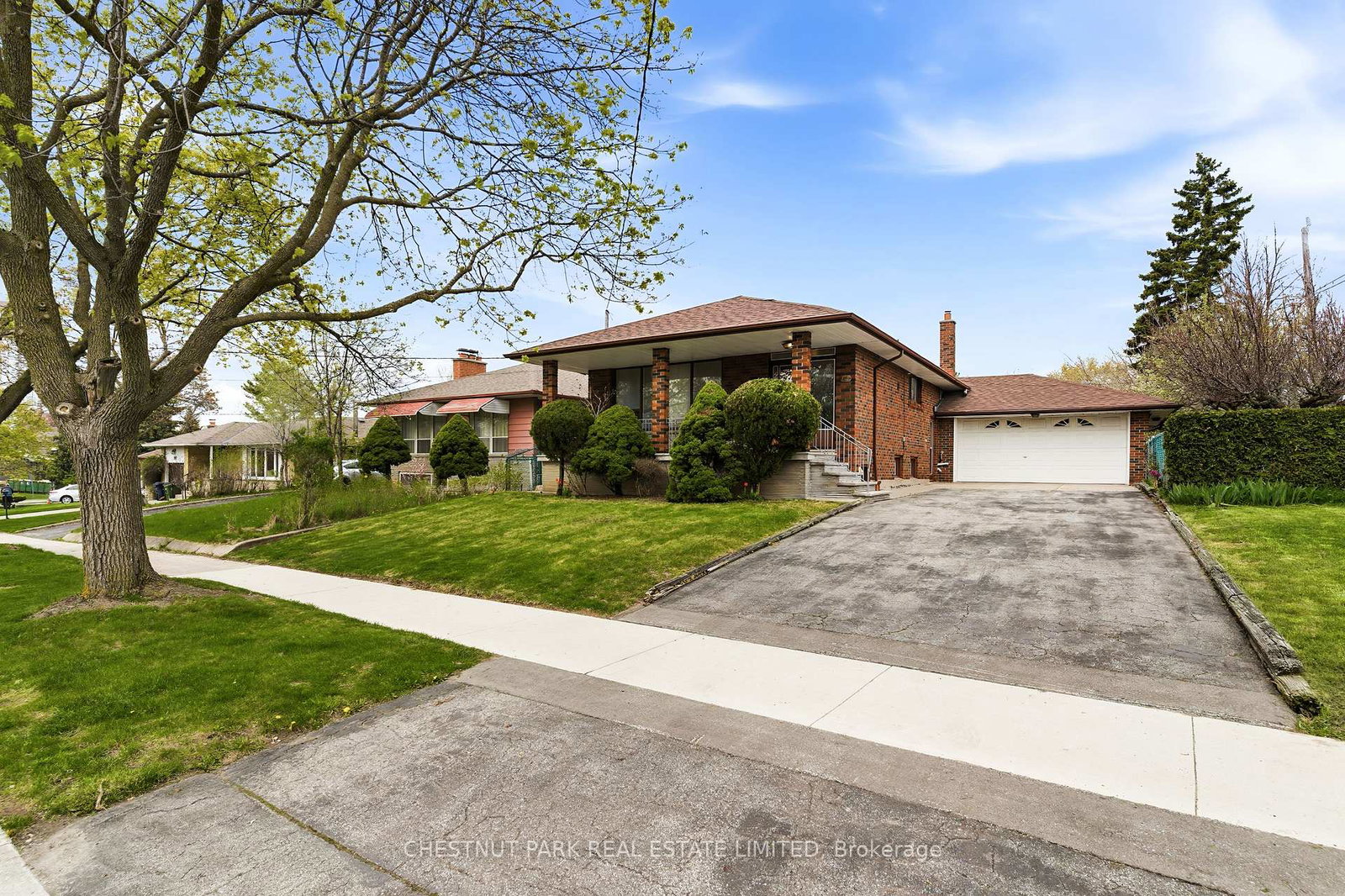 154-sweeney-drive-north-york-ontario-c13116960