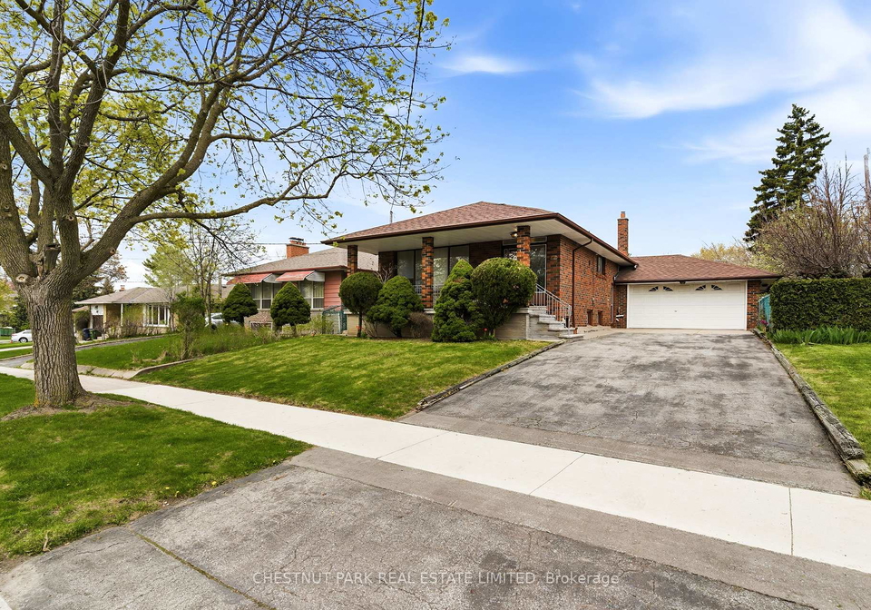154-sweeney-drive-north-york-ontario-c13116960