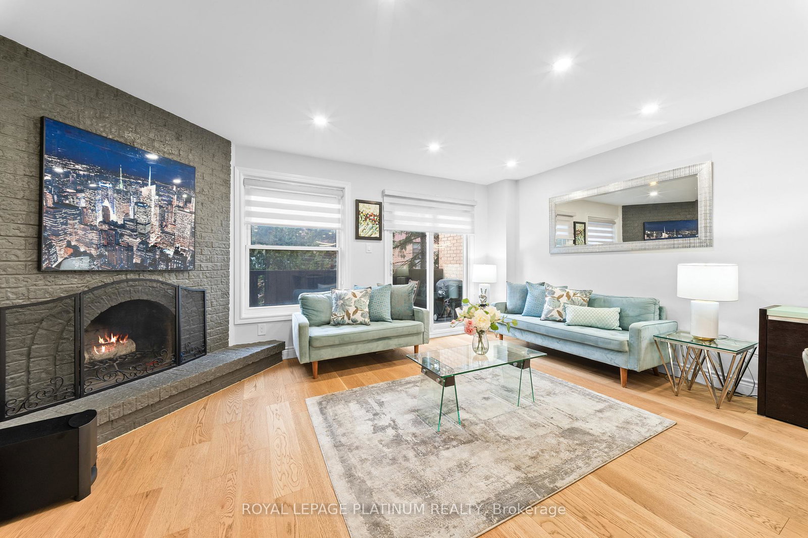 18-cotton-downway-north-york-ontario-c13117092