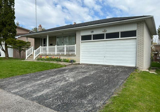 19-sandbourne-crescent-north-york-ontario-c13117420