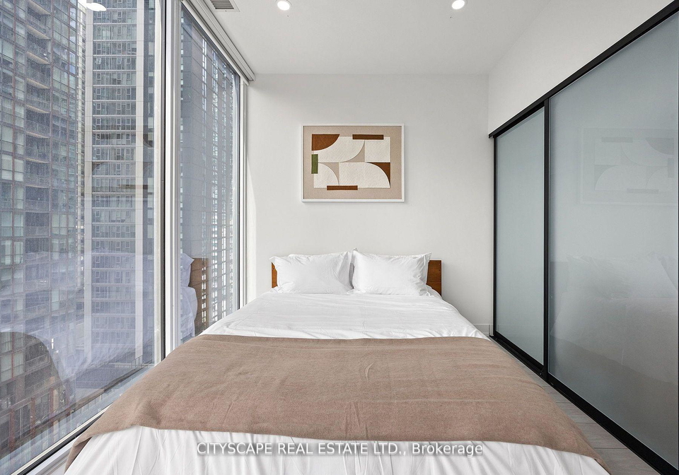 55-mercer-street-s-toronto-ontario-c13118006