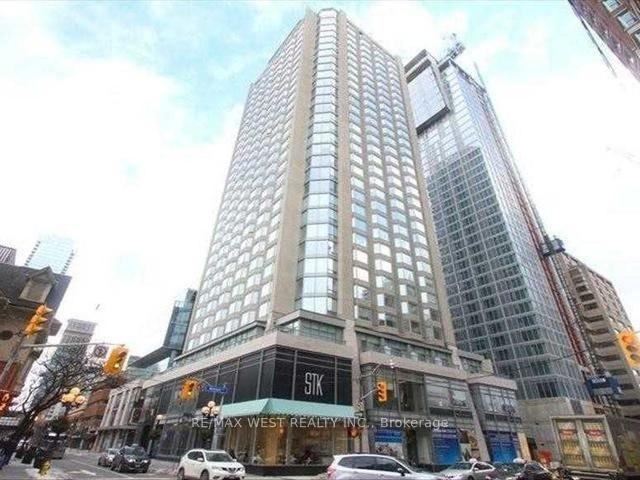 155-yorkville-avenue-toronto-ontario-c13118146