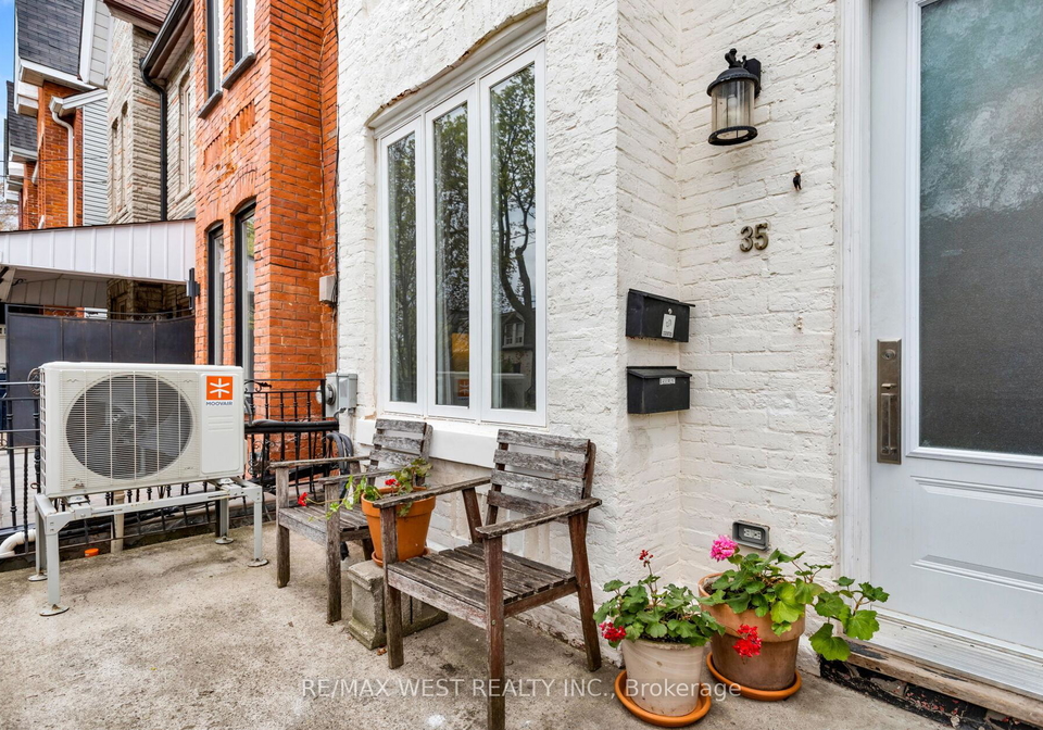 35-st-clarens-avenue-toronto-ontario-c13118166