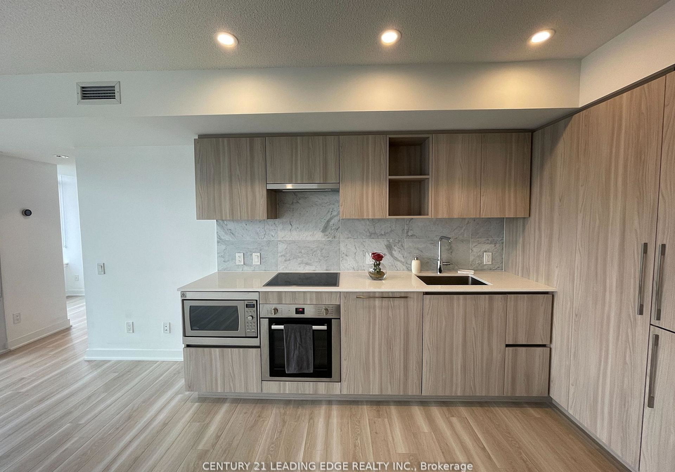 17-bathurst-street-toronto-ontario-c13118300