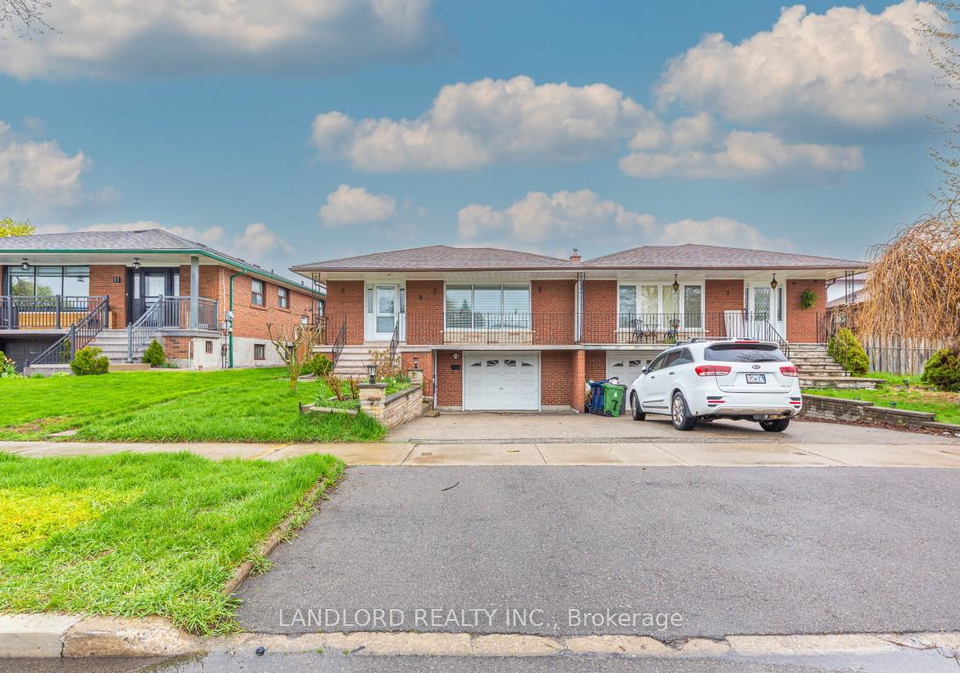 9-clipper-road-north-york-ontario-c13118406