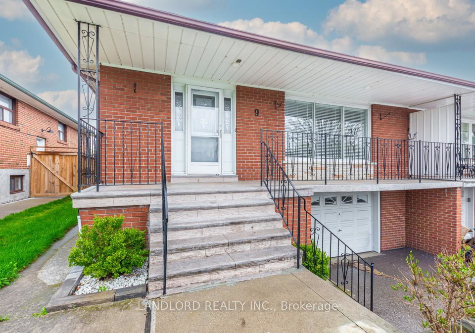 9-clipper-road-north-york-ontario-c13118406