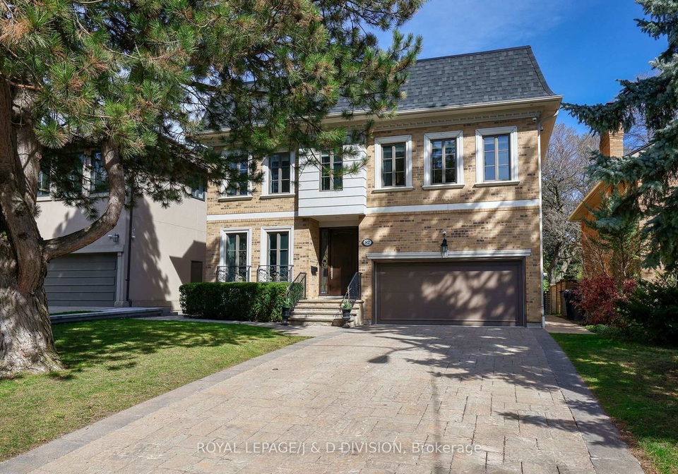 82-munro-boulevard-north-york-ontario-c13118484