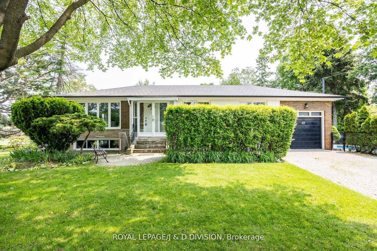48-greengrove-crescent-north-york-ontario-c13118592