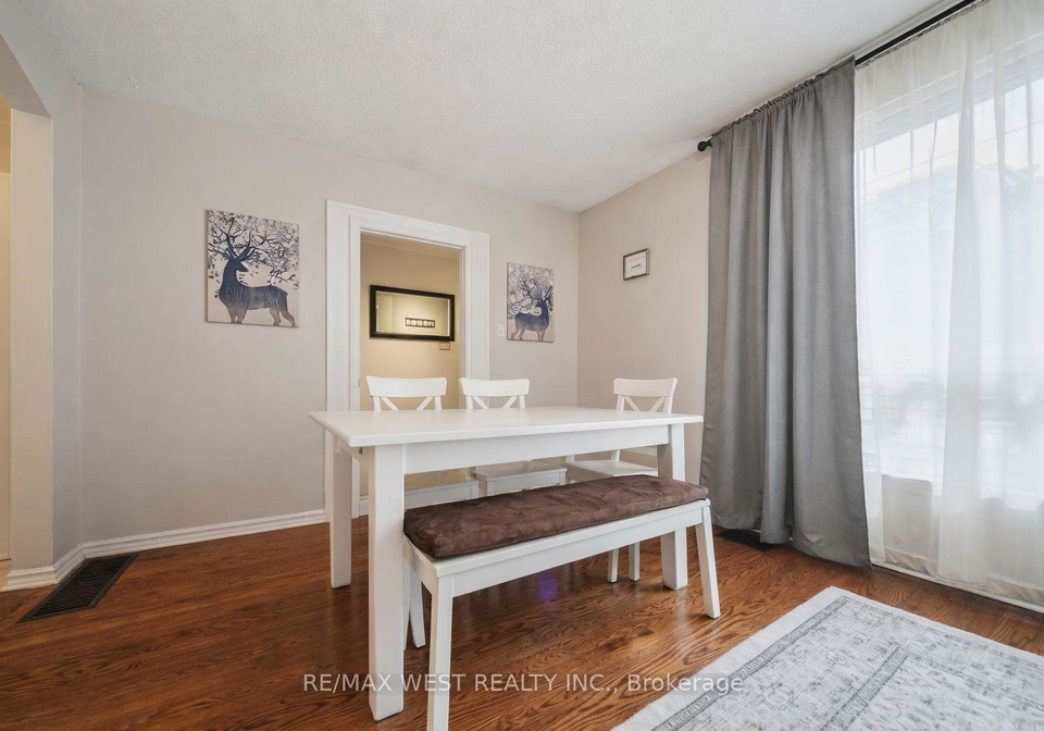 2-lisburn-crescent-north-york-ontario-c13118664