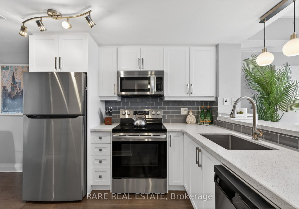 1801-bayview-avenue-east-york-ontario-c13118880