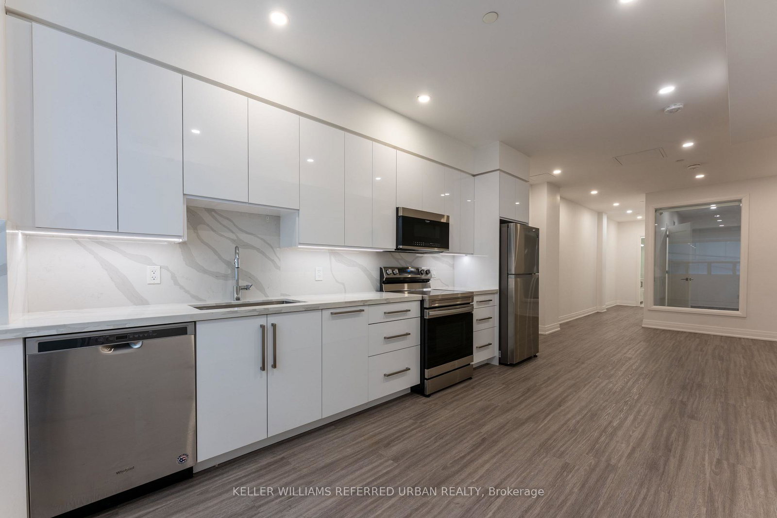 475-queen-street-w-toronto-ontario-c13119036