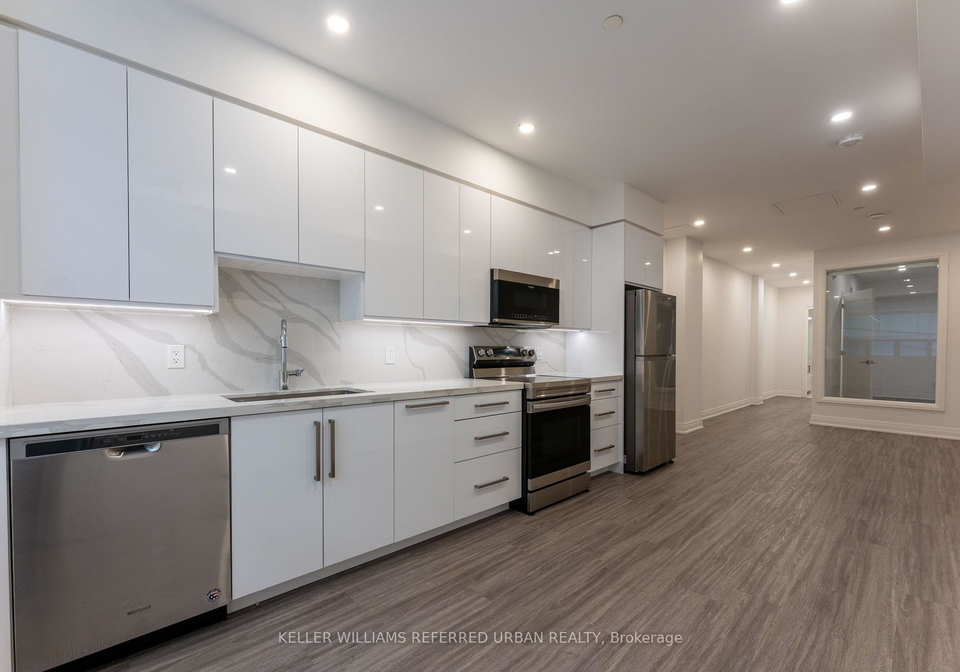 475-queen-street-w-toronto-ontario-c13119036