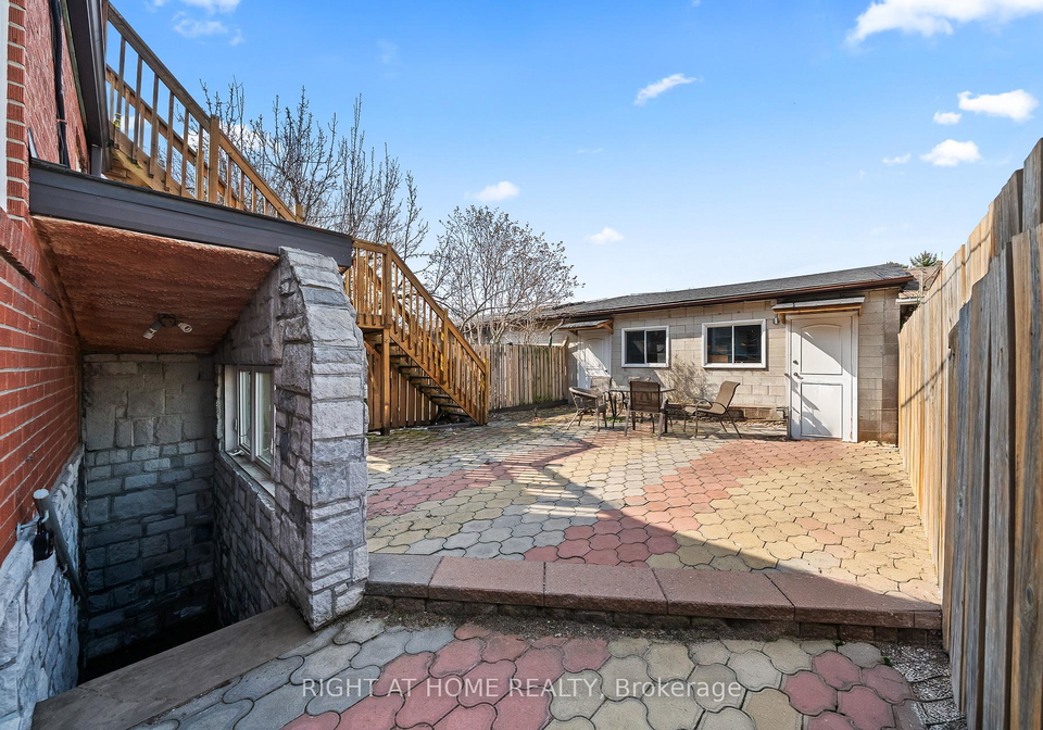 490-brock-avenue-toronto-ontario-c13119424