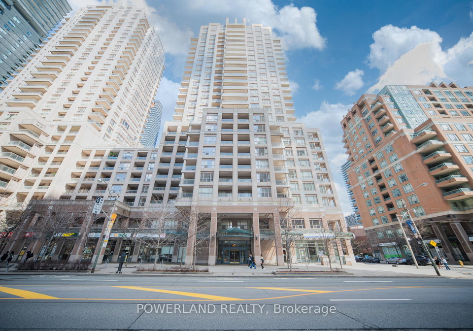 909-bay-street-toronto-ontario-c13119502