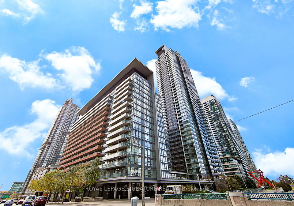 4k-spadina-avenue-toronto-ontario-c13119692