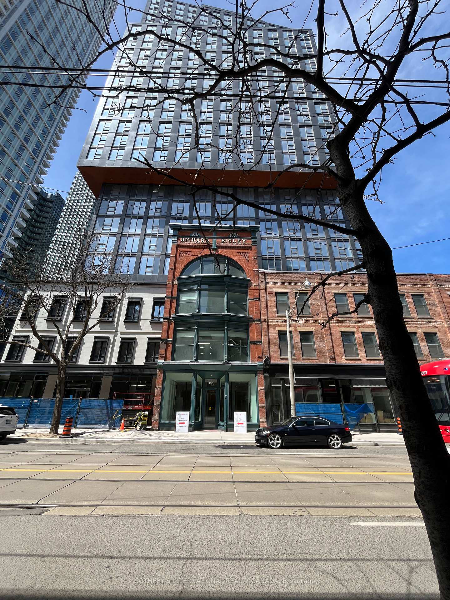 100-queen-street-e-toronto-ontario-c13119944
