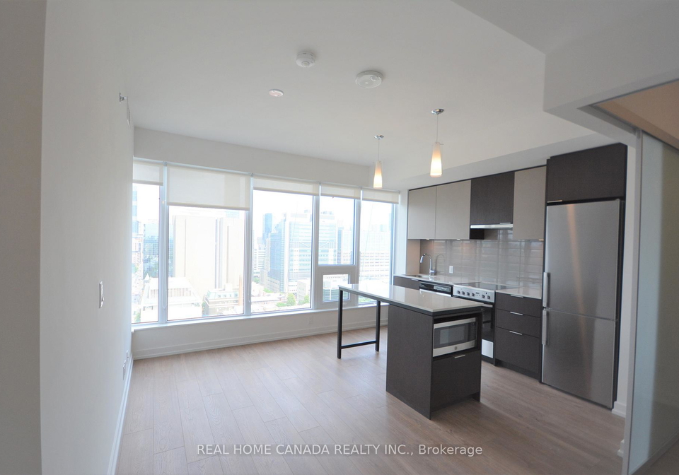 203-college-street-toronto-ontario-c13120238