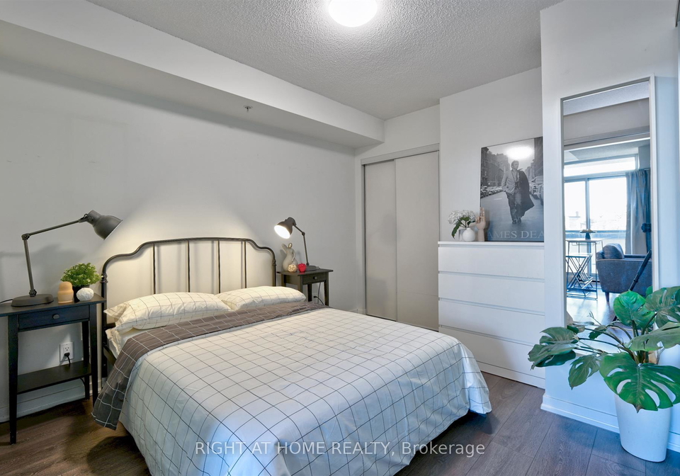 68-abell-street-w-toronto-ontario-c13120264