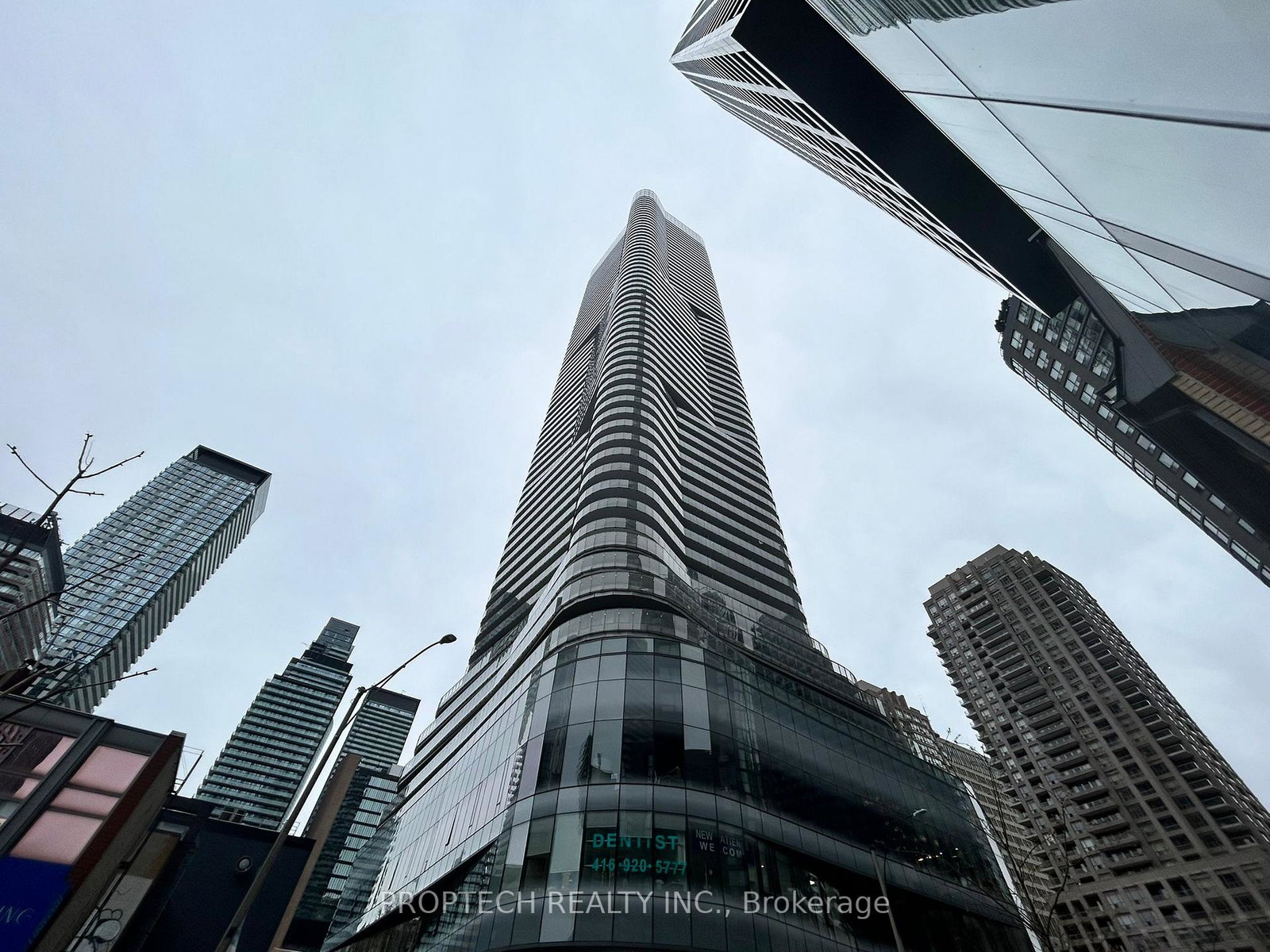 11-wellesley-street-w-toronto-ontario-c13120290