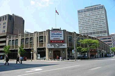 832-bay-street-toronto-ontario-c13120344
