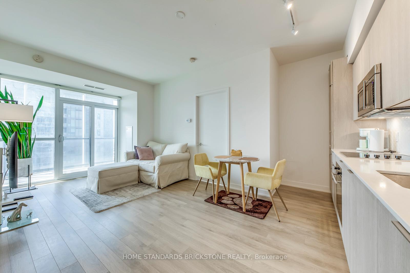 50-ordnance-street-toronto-ontario-c13120536
