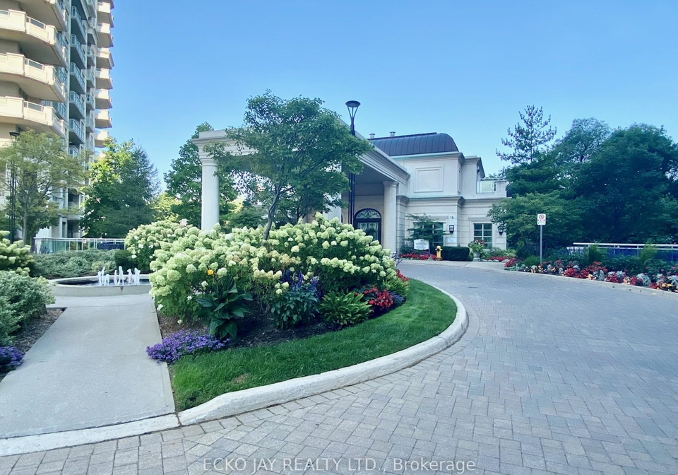20-bloorview-place-north-york-ontario-c13120614