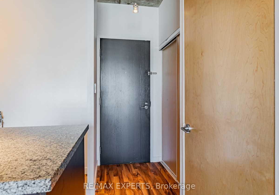 1-shaw-street-toronto-ontario-c13121156