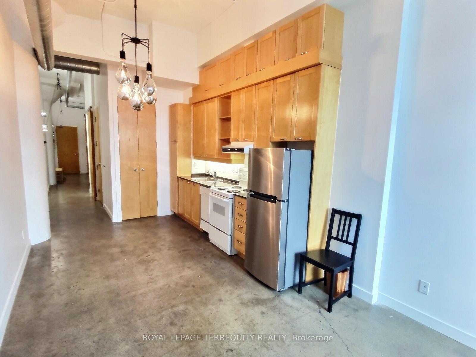 155-dalhousie-street-toronto-ontario-c13121304