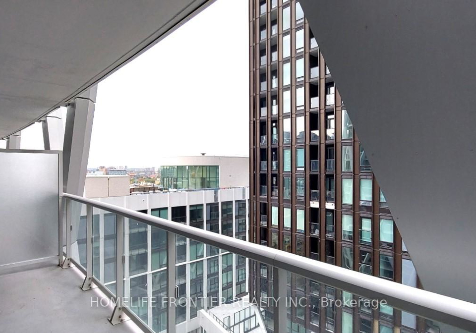 230-simcoe-street-toronto-ontario-c13121340