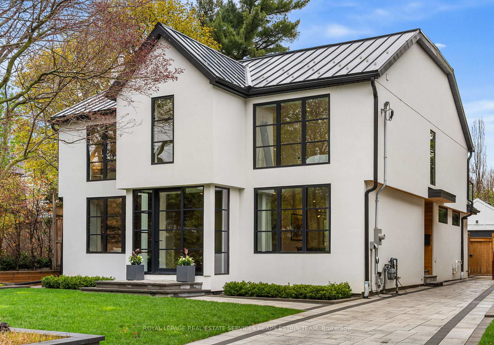 1-moorehill-drive-east-york-ontario-c13121530