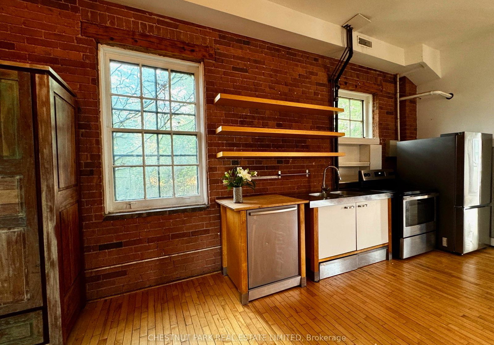 156-sussex-mews-toronto-ontario-c13122060