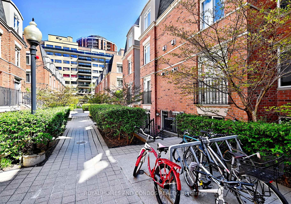 415-jarvis-street-toronto-ontario-c13122142