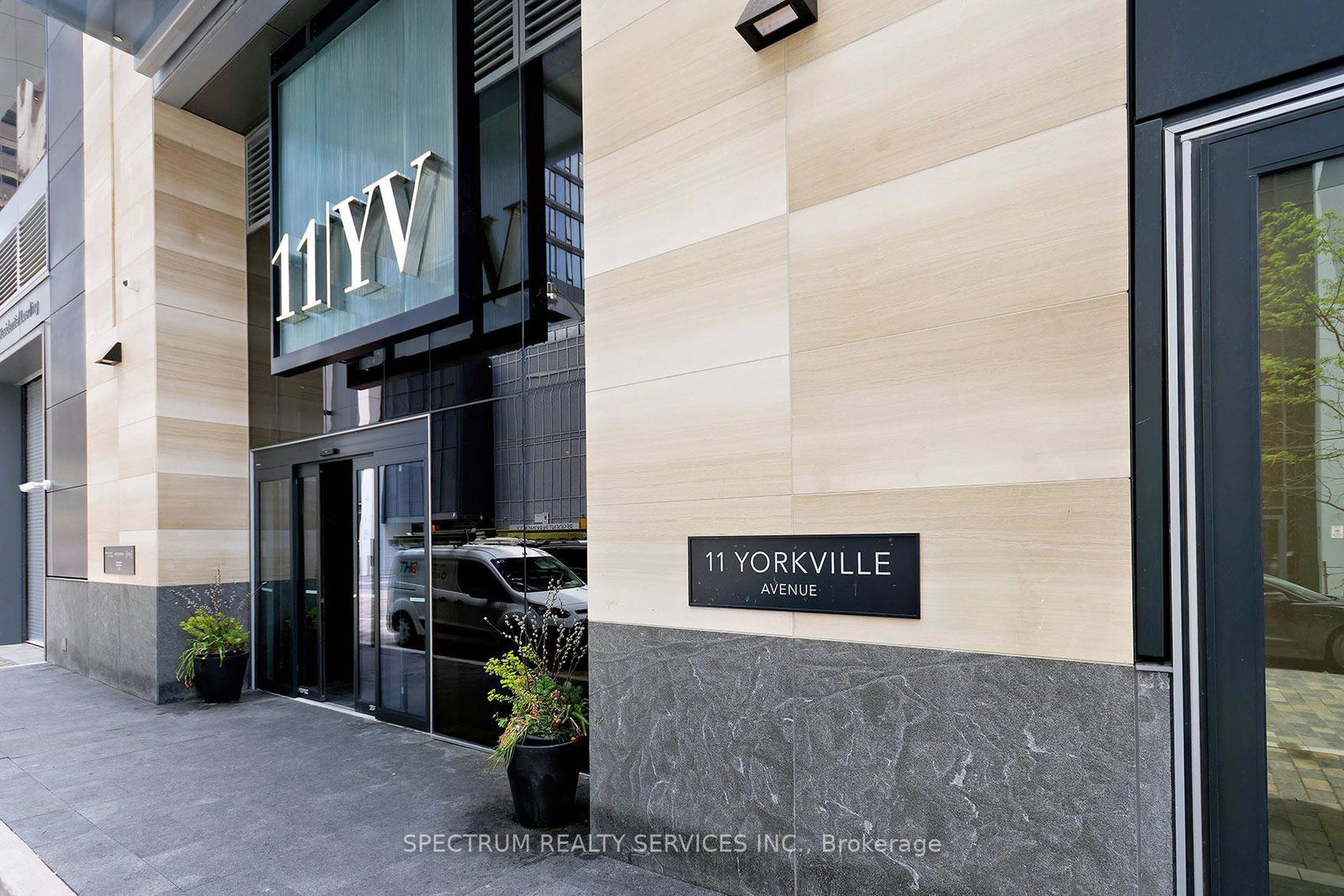 11-yorkville-avenue-toronto-ontario-c13122188