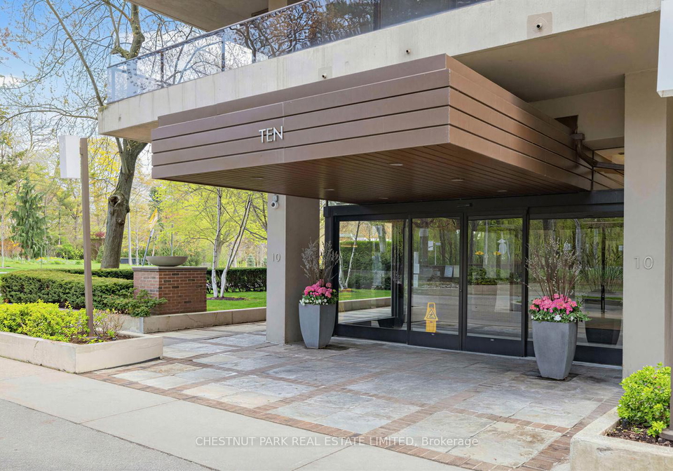 10-avoca-avenue-toronto-ontario-c13122224