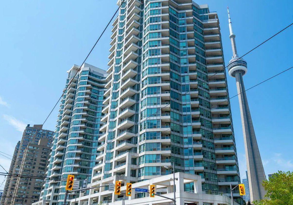 228-queens-quay-w-toronto-ontario-c13122258