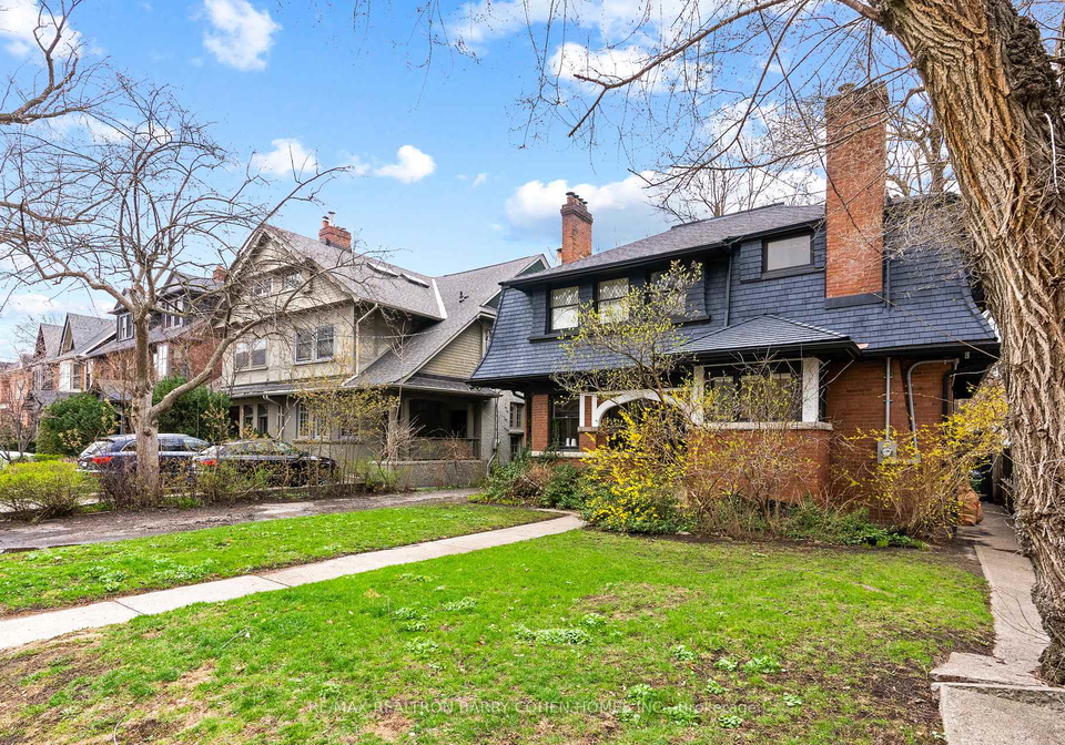 147-149-farnham-avenue-toronto-ontario-c13122338