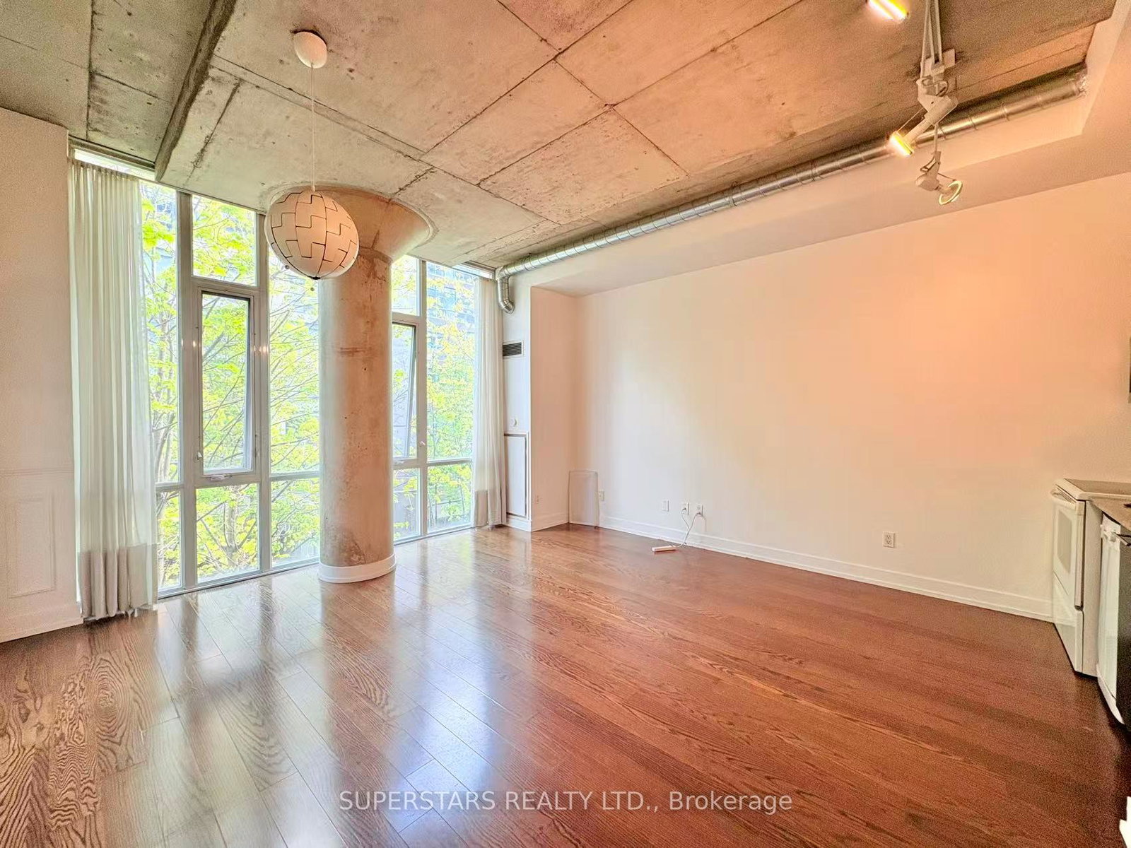 66-portland-street-toronto-ontario-c13122408