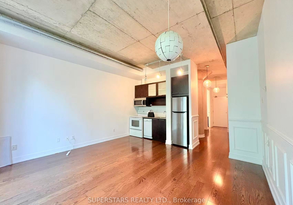 66-portland-street-toronto-ontario-c13122408