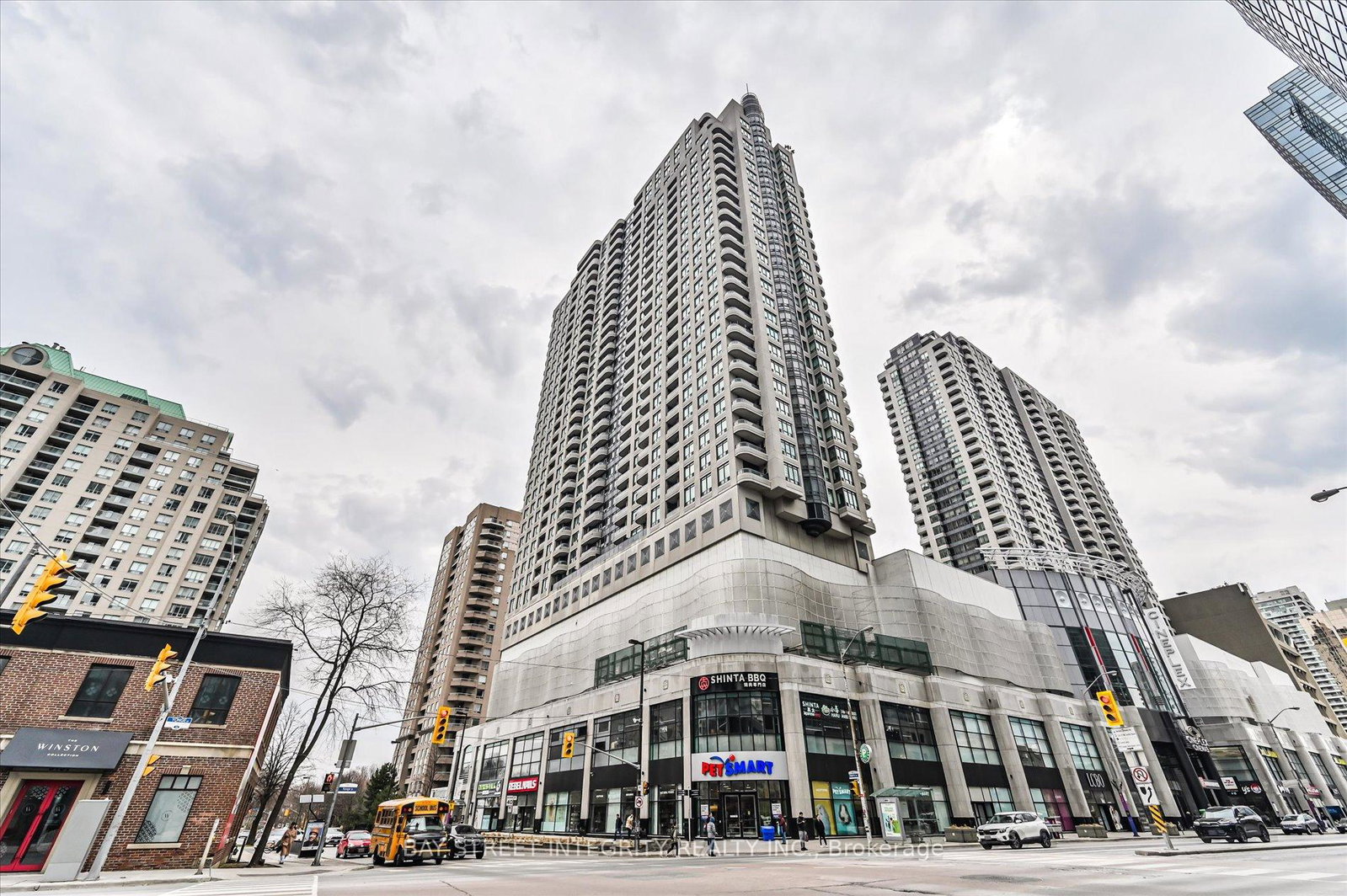 33-empress-avenue-north-york-ontario-c13122452
