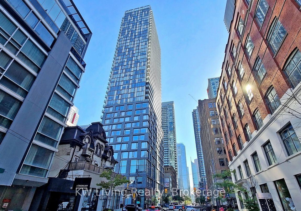 101-n-peter-street-toronto-ontario-c13122562