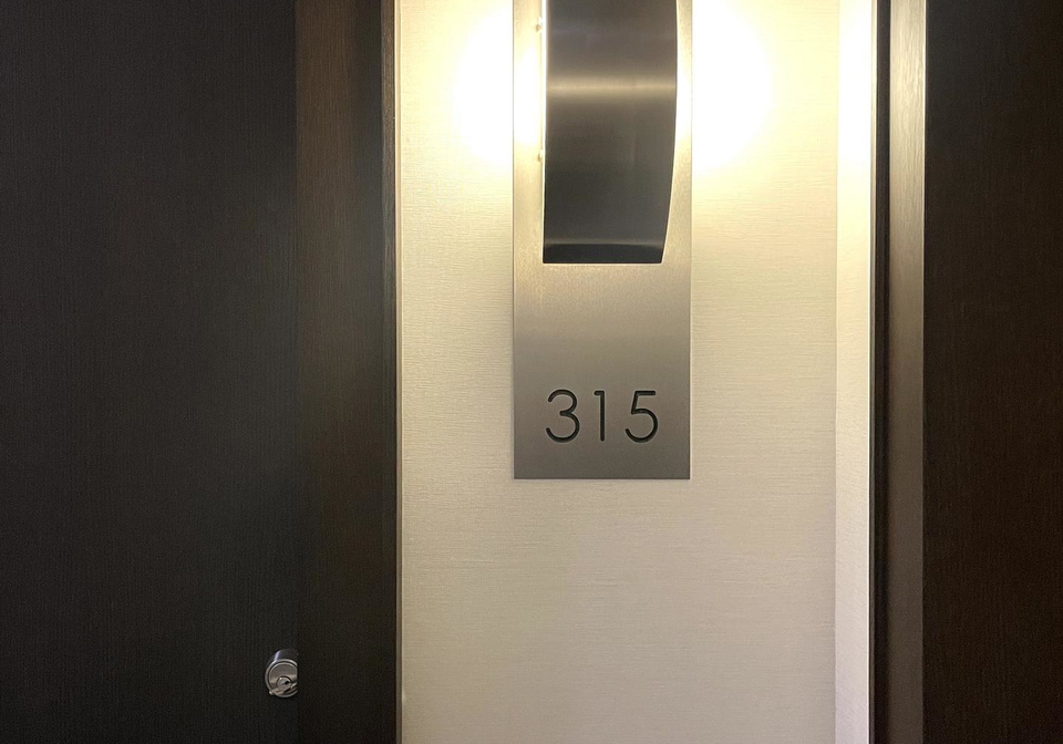 399-adelaide-street-w-toronto-ontario-c13122854
